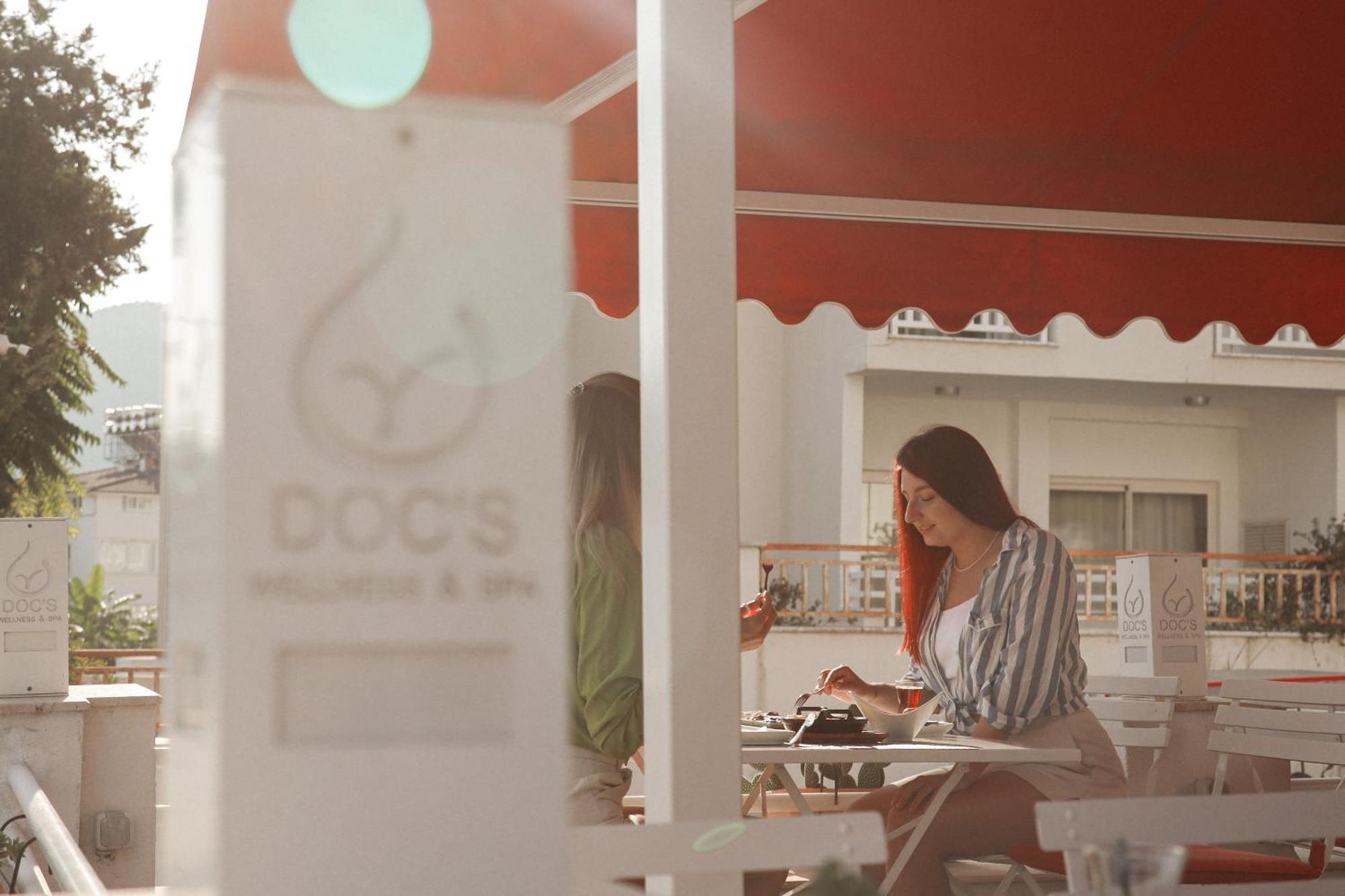 Doc'S Hotel Kemer Exteriör bild